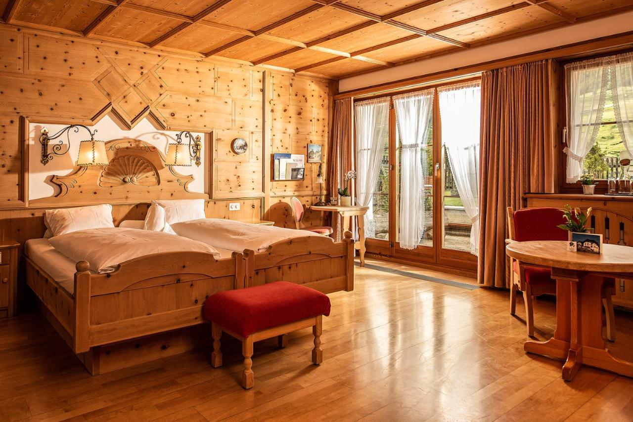Schlosshotel Chaste 타라스프 객실 사진